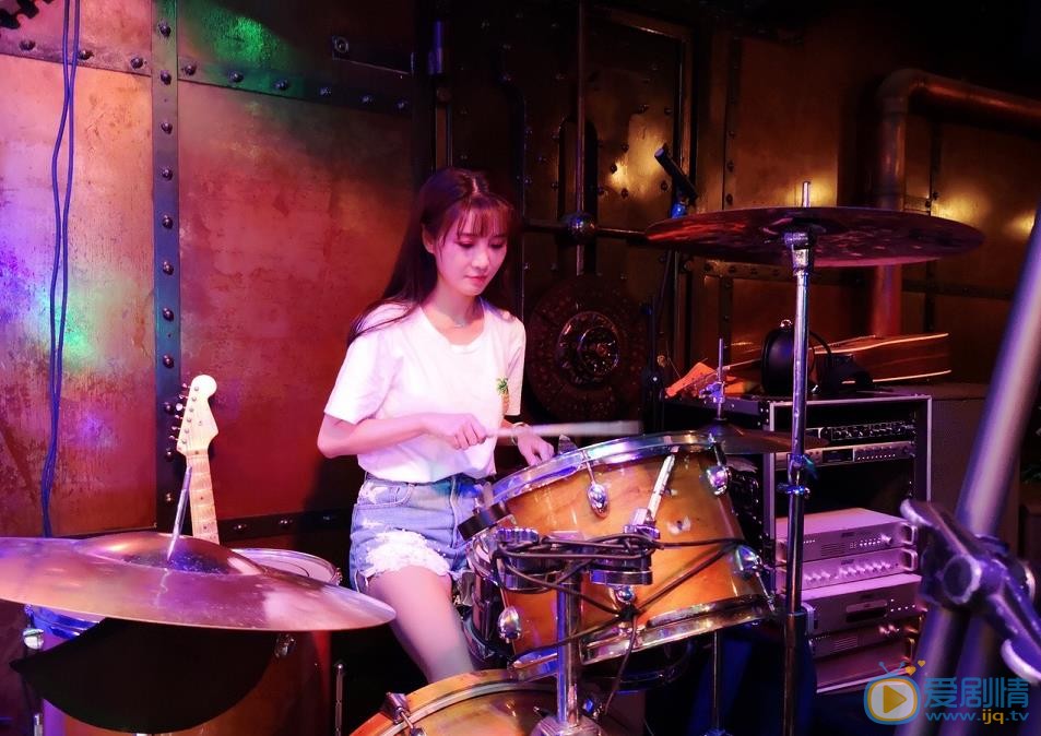 國寶奇旅田慧是誰飾演的？田惠扮演者秦杉個人資料、寫真及生活照欣賞