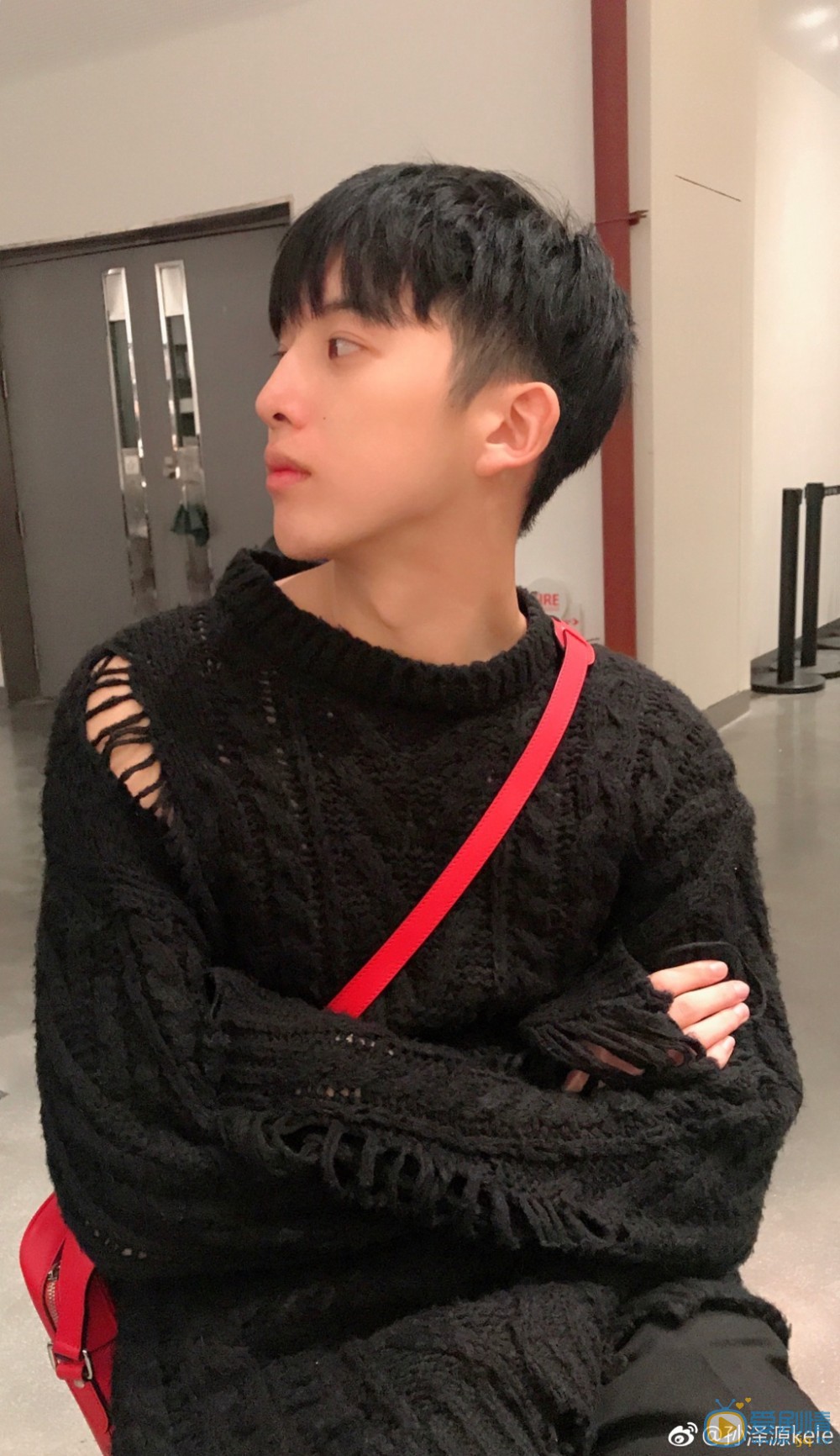 無法擁抱的你尹時煥是誰演的?尹時煥扮演者孫澤源個人資料及生活寫真照欣賞