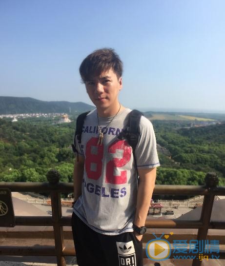 獵毒人印塔是誰演的？印塔扮演者張露個人資料、寫真及生活照欣賞