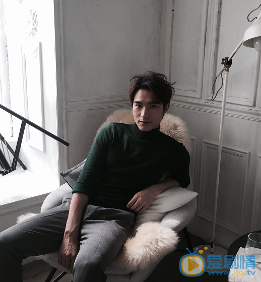 一粒紅塵顧毅然是誰演的?顧毅然扮演者李思陽個人資料及寫真照欣賞