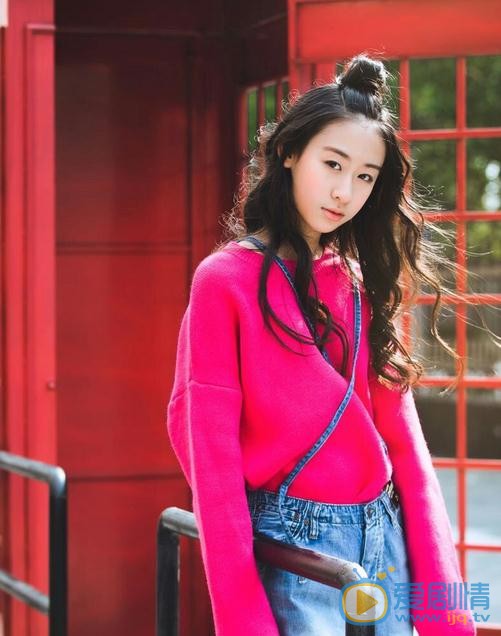 平凡歲月李小雅是誰演的？平凡歲月李小雅扮演者吳雨珏個人資料及寫真生活照欣賞