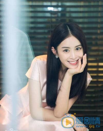 無法擁抱的你李藍汐是誰演的?李藍汐扮演者王若雪個人資料及生活寫真照欣賞