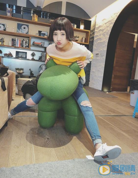 鳴鴻傳妖后明珠是誰演的？妖后明珠扮演者吳優個人資料、寫真及生活照欣賞