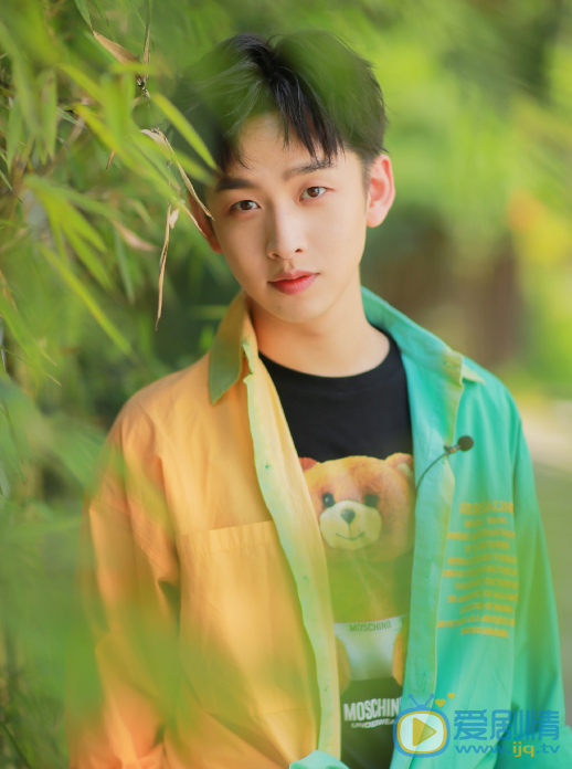 齊思鈞個人資料簡介 齊思鈞演藝經歷 齊思鈞帥氣寫真