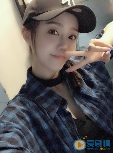 路從今夜白小蟲是誰演的？路從今夜白小蟲扮演者汪諾喬個人資料、寫真及生活照欣賞