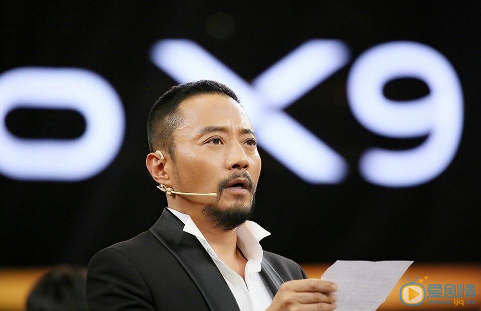 王牌對王牌周六“特別版”黃軒上演《非凡任務》致敬緝毒警察