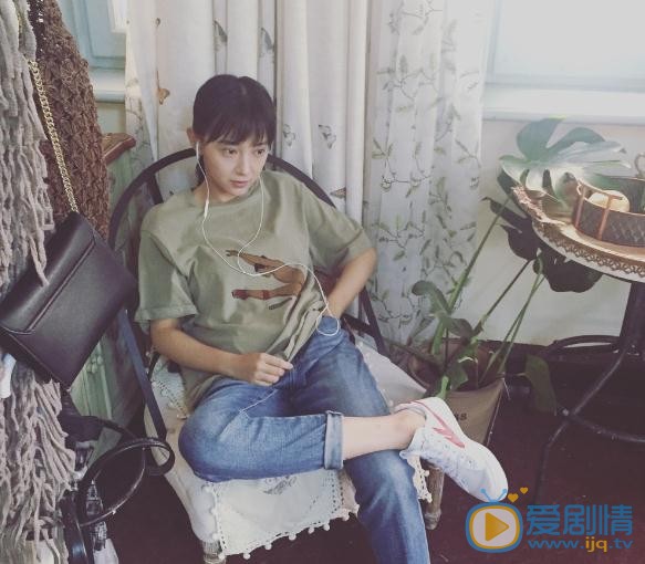 忽而今夏何洛是誰演的？忽而今夏河洛扮演者卜冠今個人資料、寫真及生活照欣賞