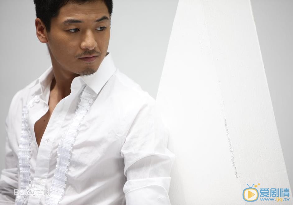 守衛者浮出水面錢守成扮演者齊奎圖片