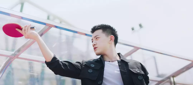 追球齊景浩的扮演者是誰？他拍過什麼電視劇？