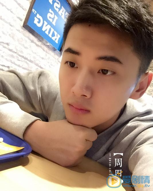 醉玲瓏李麟是誰扮演的？李麟扮演者楊韜歌個人資料及寫真生活照欣賞