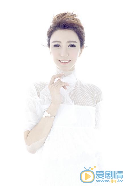 侯伊荻個人資料簡介 侯伊荻寫真