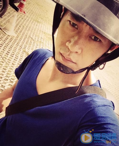 我的體育老師韓金龍是誰演的？韓金龍扮演者周岩個人資料、寫真及生活照欣賞