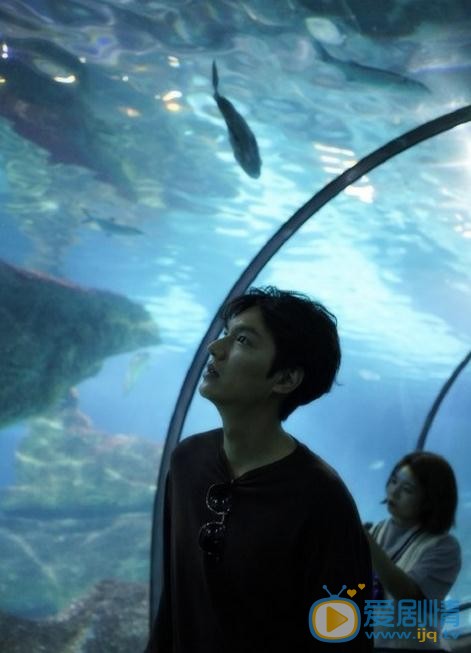 藍色大海的傳說拍攝花絮照曝光 李敏鎬帥出新高度