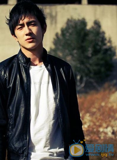 林更新個人資料簡介 林更新家庭背景 林更新寫真照