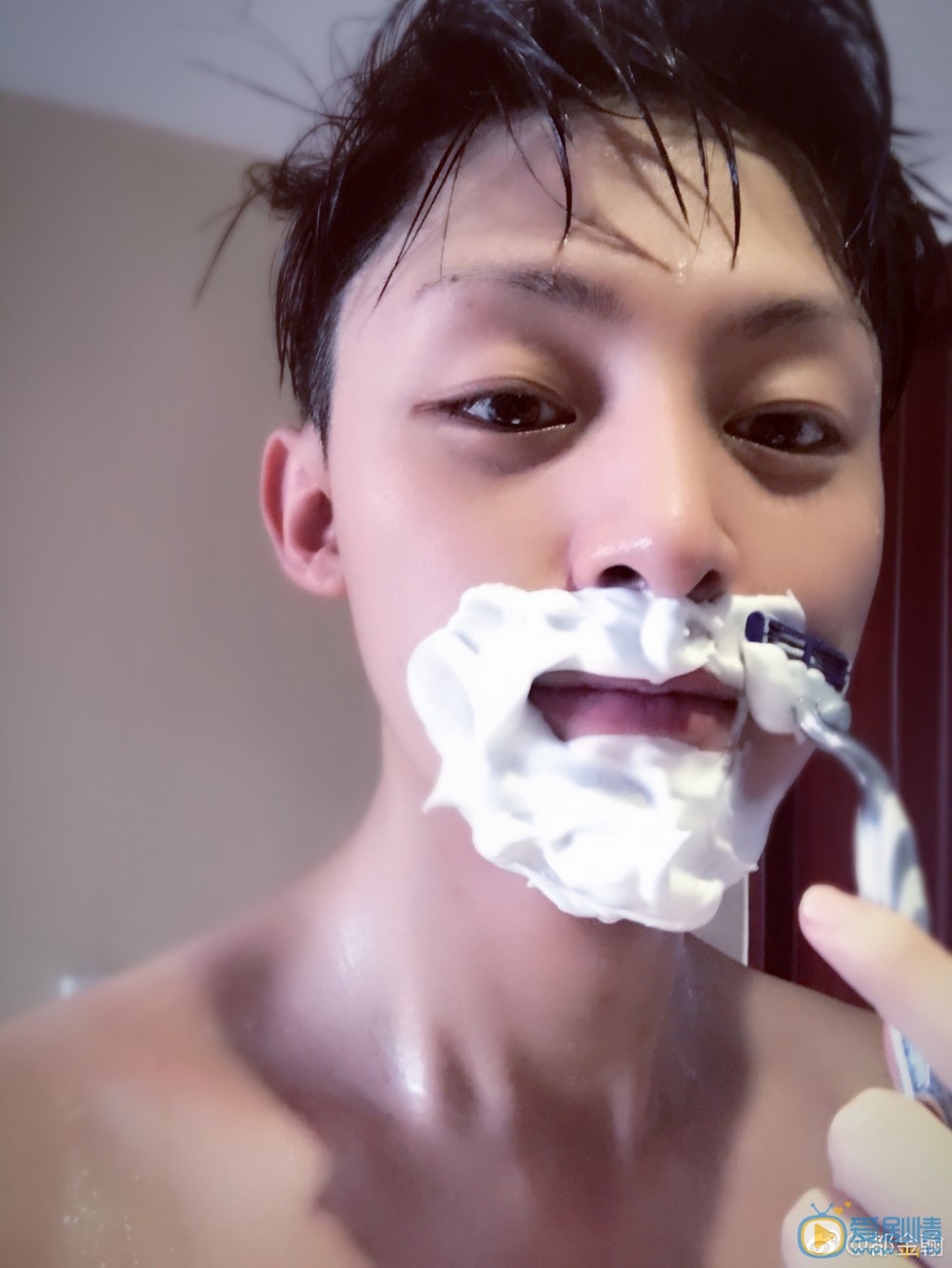 我們的少年時代江狄扮演者都金翰照片欣賞