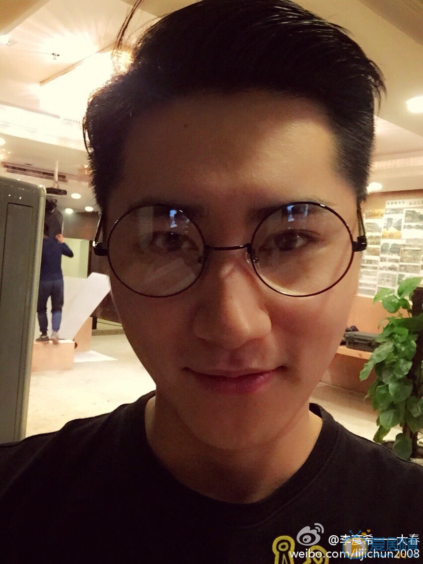 思美人張儀扮演者李雨軒寫真生活照