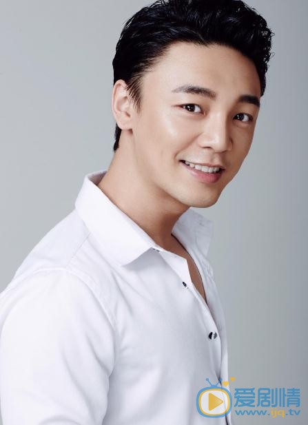 我的體育老師邱楓是誰演的？我的體育老師邱楓扮演者曹璐個人資料、寫真及生活照欣賞