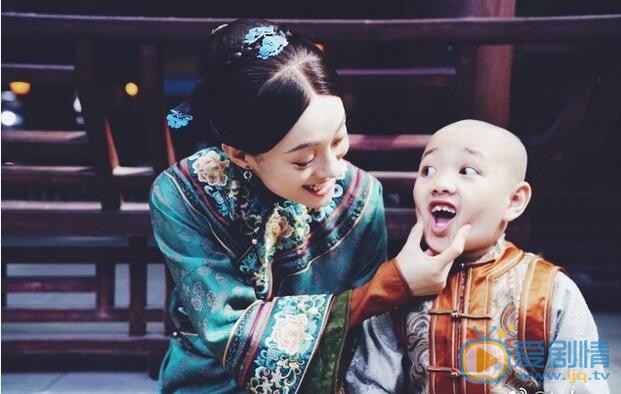 那年花開月正圓將播 孫儷陳曉幕後片場照欣賞