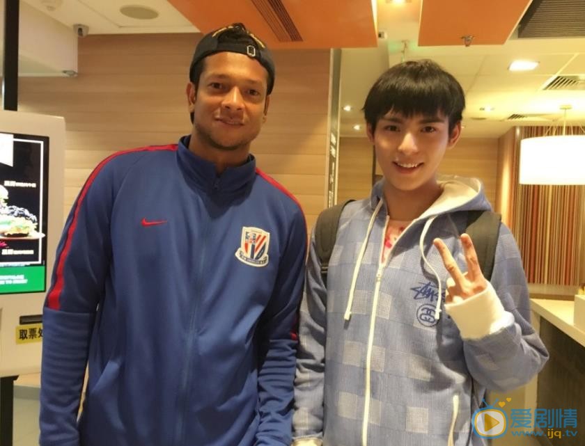 沙海蘇萬是誰扮演的？沙海蘇萬扮演者王皓軒個人資料及寫真生活照