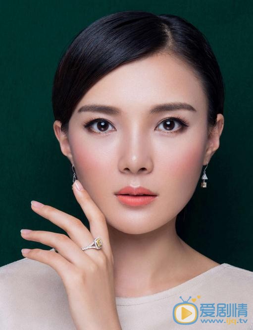 愛來的剛好鞠姍姍是誰扮演的？鞠姍姍扮演者王偉個人資料介紹