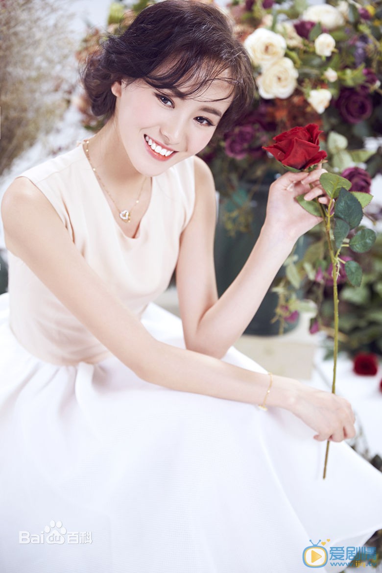 人生若如初相見姚雨屏扮演者劉馨棋寫真生活照欣賞