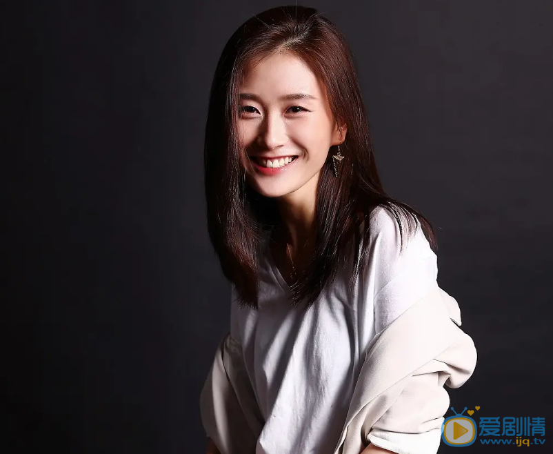 孫夢純個人資料簡介 孫夢純演藝經歷 孫夢純寫真圖片