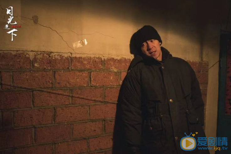 吳曉亮個演藝經歷 吳曉亮電影《月光之下》劇照