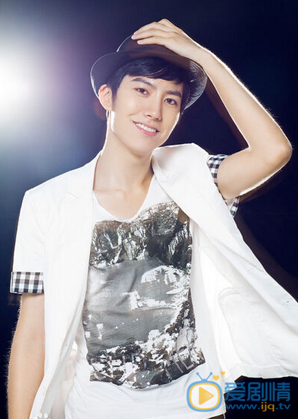 王暢唱緋聞男友賴藝 王暢唱個人資料簡介