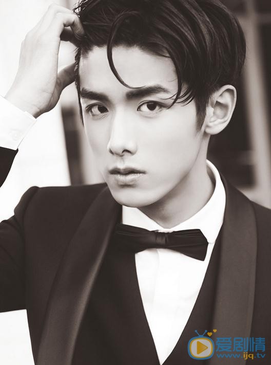 美人為餡穆方城（M）是誰扮演的？穆方城（M）扮演者趙弈欽個人資料、寫真及生活照欣賞