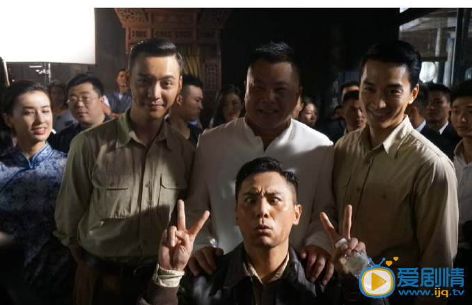 大轟炸首場發布會 劉燁帶眾演員搞怪