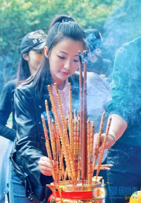 沙海聲聲慢是誰扮演的？沙海聲聲慢扮演者厲藺菲個人資料、寫真生活照欣賞