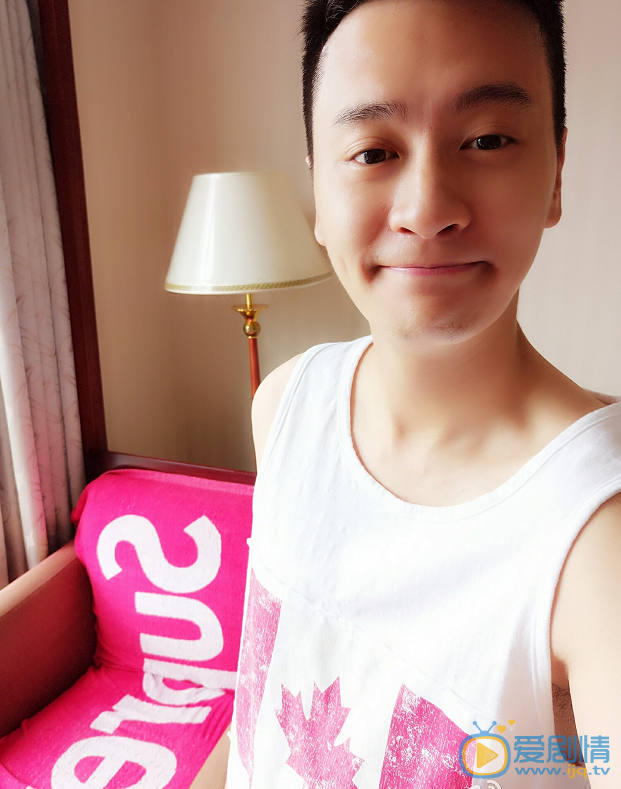  歡樂頌2曲連傑是誰演的？曲連傑扮演者郭曉然個人資料生活照欣賞