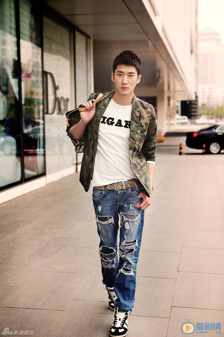 宋銘宇個人資料簡介 宋銘宇早期經歷 宋銘宇寫真照