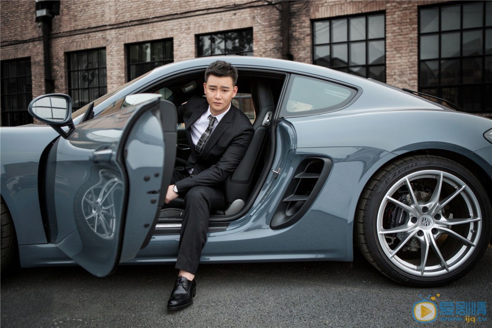 聞欽個人資料簡介 聞欽演藝經歷 聞欽寫真圖片