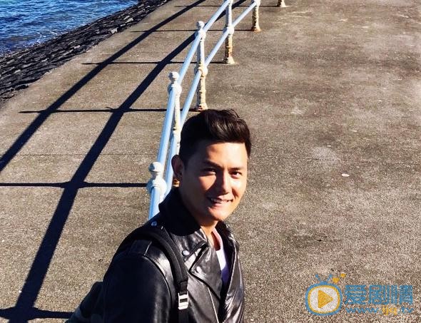 一路繁花相送戴維凡是誰演的？戴維凡扮演者李浩軒個人資料、寫真及生活照欣賞