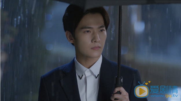 微微一笑很傾城楊洋肖奈白襯衫大盤點  楊洋肖奈服裝品牌介紹