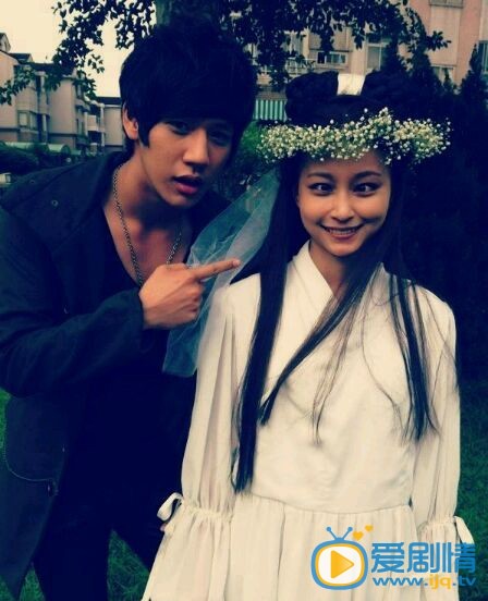 林子閎有女朋友嗎？林子閎和文雨非是什麼關係？揭林子閎女友照片