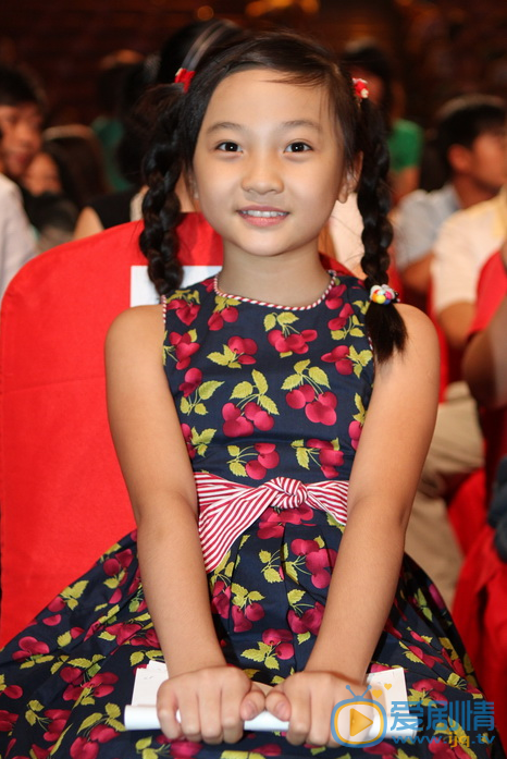 清純可愛的林妙可 林妙可高清圖片 林妙可個人資料