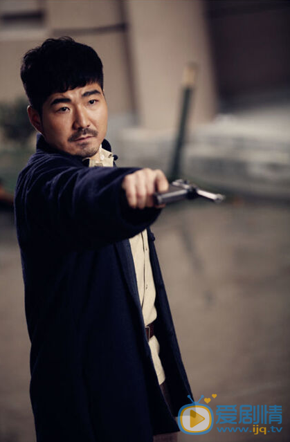 《我的愛情撞上了戰爭》周翔塑造硬漢英雄