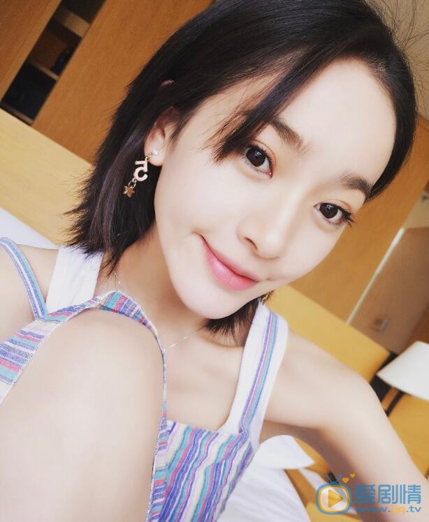  張一山女友是誰？張一山女友白雪個人資料及生活私照介紹