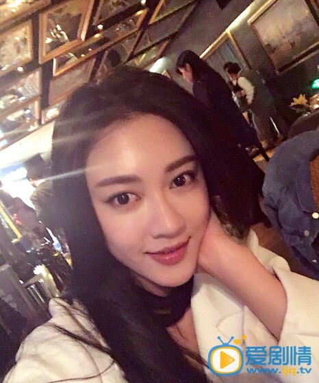 三個奶爸民警於麗是誰 於麗的扮演者逯恣禎個人資料及生活照