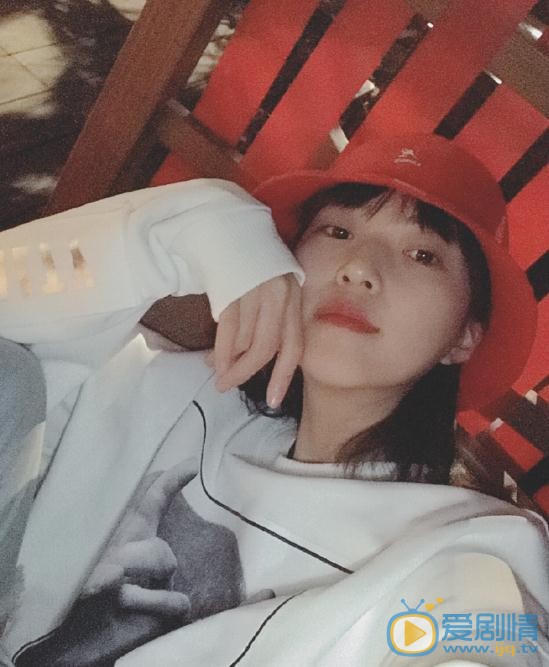 老男孩費文麗是誰演的？費文麗扮演者王妍之個人資料、寫真及生活照欣賞