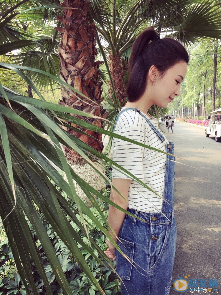 檸檬初上孫妮扮演者張楊果而生活照欣賞