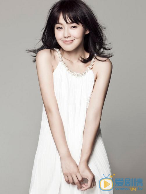 軒轅劍之漢之雲橫艾是誰扮演的？軒轅劍之漢之雲橫艾扮演者張佳寧個人資料、寫真及生活照欣賞