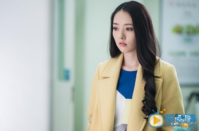 《神犬小七》今晚開播：逗逼金世佳遭遇小七搶戲