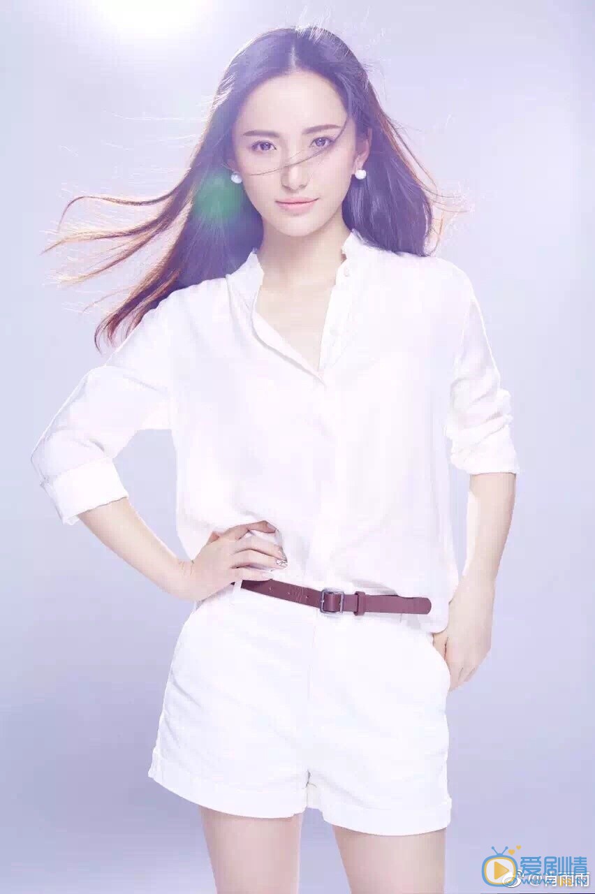 職場是個技術活沈志澤女友小雨扮演者肖雨雨照片欣賞