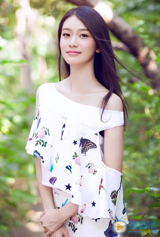 鄭水晶個人資料簡介 鄭水晶個人經歷及家庭背景介紹 鄭水晶寫真圖片照