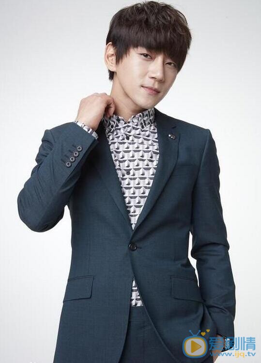 黃致列寫真 黃致列個人資料及家庭背景介紹