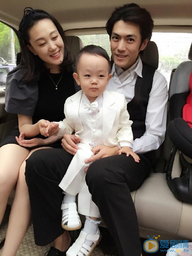 季晨個人資料簡介 季晨妻子兒子全家福