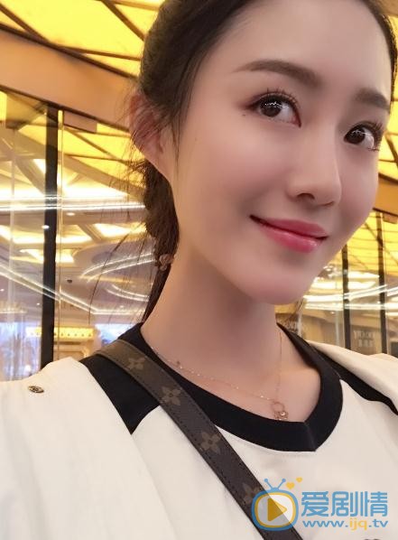 路從今夜白小蟲是誰演的？路從今夜白小蟲扮演者汪諾喬個人資料、寫真及生活照欣賞